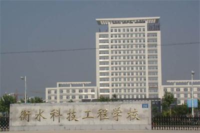 哪個學(xué)校初中畢業(yè)生可以學(xué)習(xí)獸醫(yī)專業(yè)？