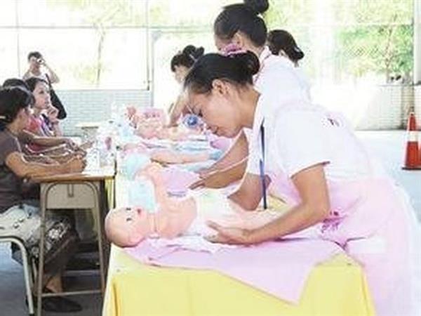 在菏澤市東華職業(yè)培訓(xùn)學(xué)校學(xué)習(xí)家政護(hù)理專業(yè)靠譜嗎？