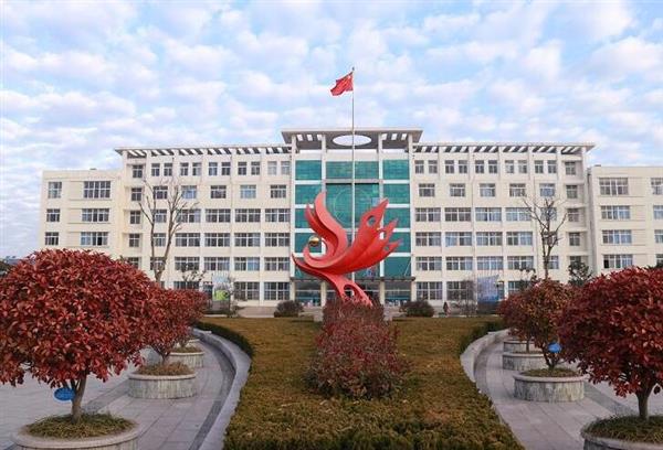 日照市工業(yè)學校是一所什么樣的學校？