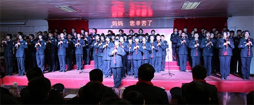 傳遞正能量！山東東營(yíng)金盾司法學(xué)校隆重舉行期末表彰大會(huì)暨家長(zhǎng)會(huì)