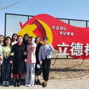 唐山幼兒師范?？茖W(xué)校：優(yōu)秀教師??劉日榮